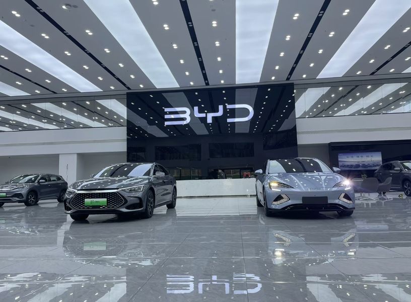 चीन Zhengzhou Qingxing Automobile Service Co. , Ltd. कंपनी प्रोफ़ाइल 